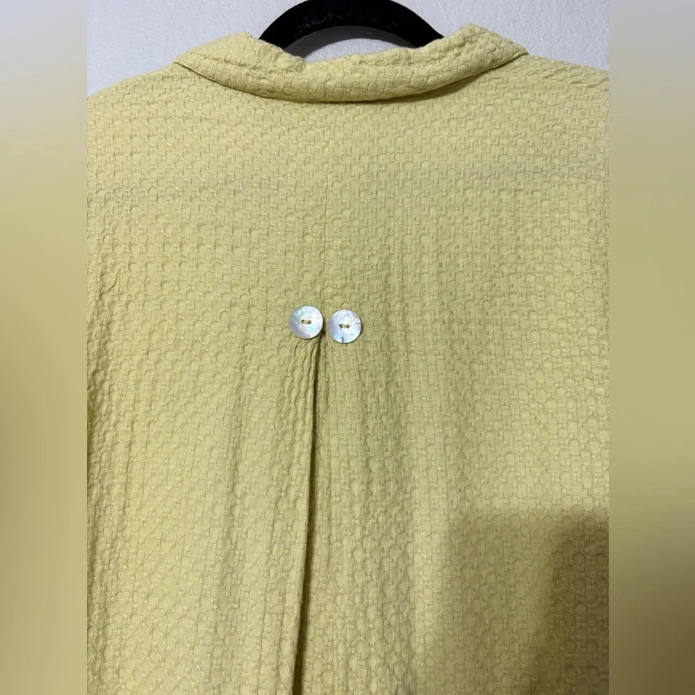 Habitat Soft Yellow Textured Button-Down Shirt/Jacket. Mother of Pearl Buttons. - Picture 4 of 10